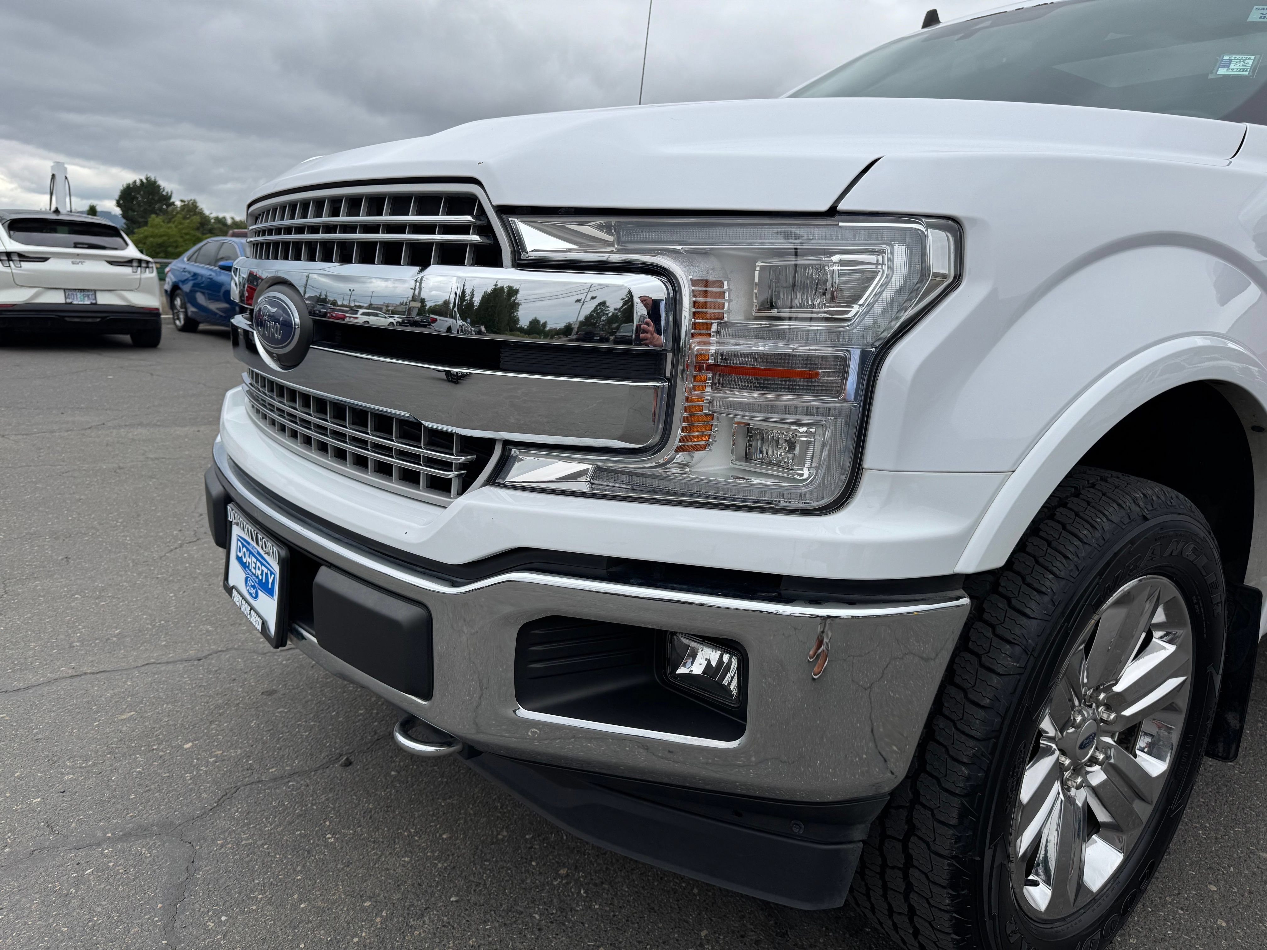 Certified 2020 Ford F150 Lariat w/ Equipment Group 502A Luxury AWD/4WD image 7
