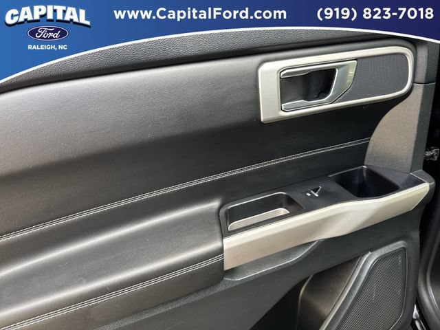 Certified 2024 Ford Explorer XLT w/ Equipment Group 202A RWD image 17