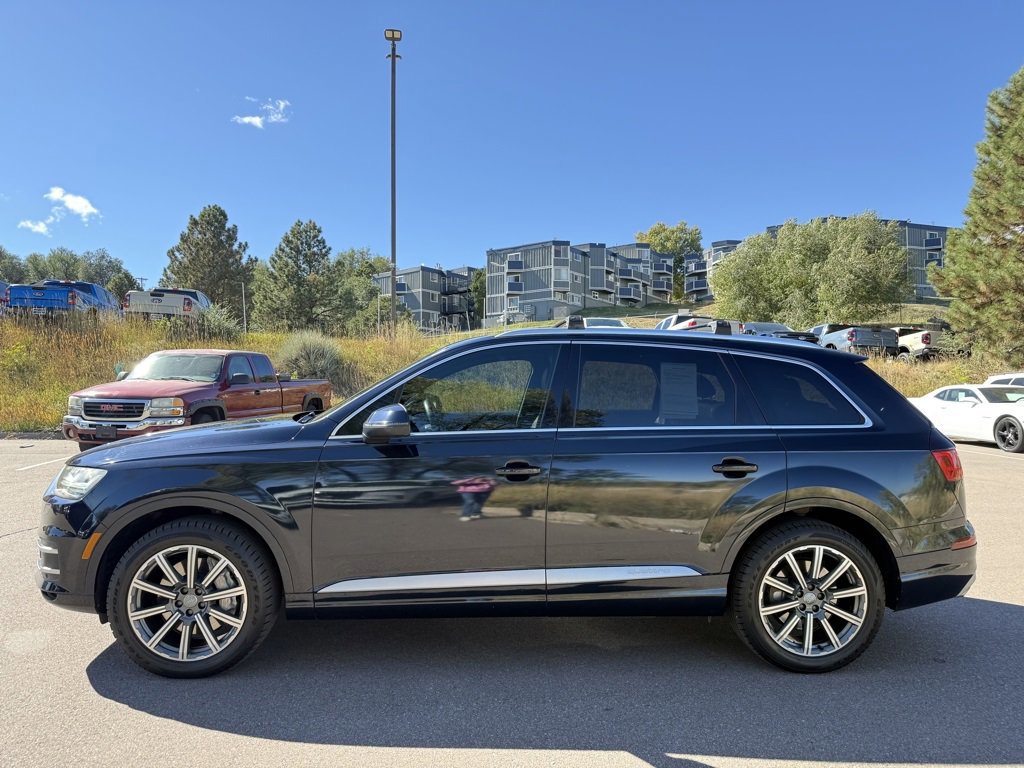 Used 2017 Audi Q7 3.0T Premium Plus image 2