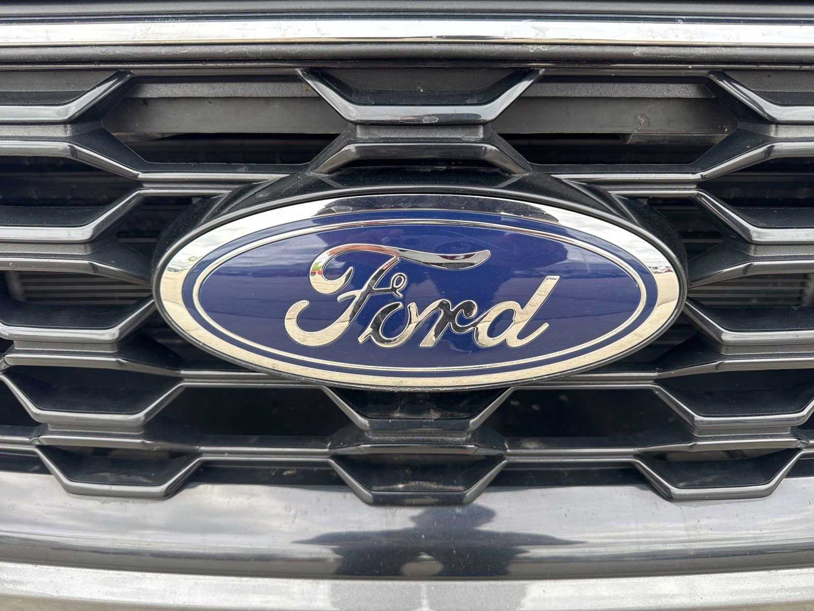 Certified 2024 Ford Escape ST-Line w/ Tech Pack #1 AWD/4WD image 13
