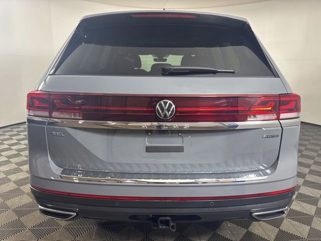 Used 2025 Volkswagen Atlas SEL image 4