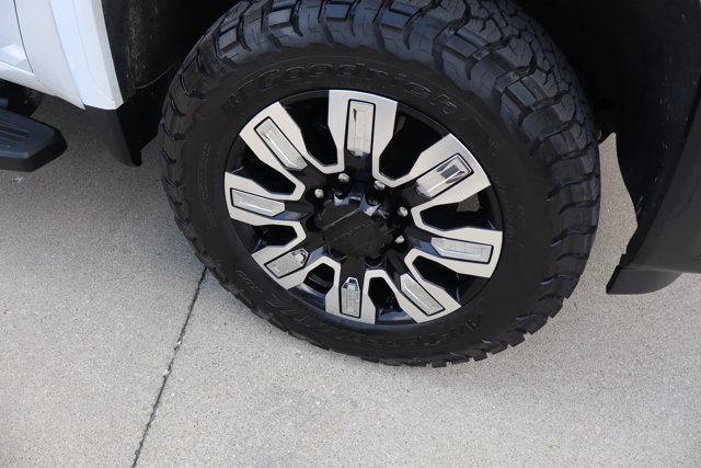 Used 2024 GMC Sierra 2500 Denali w/ Denali Reserve Package AWD/4WD image 9