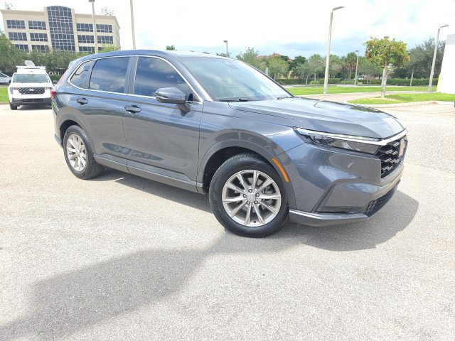 Used 2025 Honda CR-V EX image 1