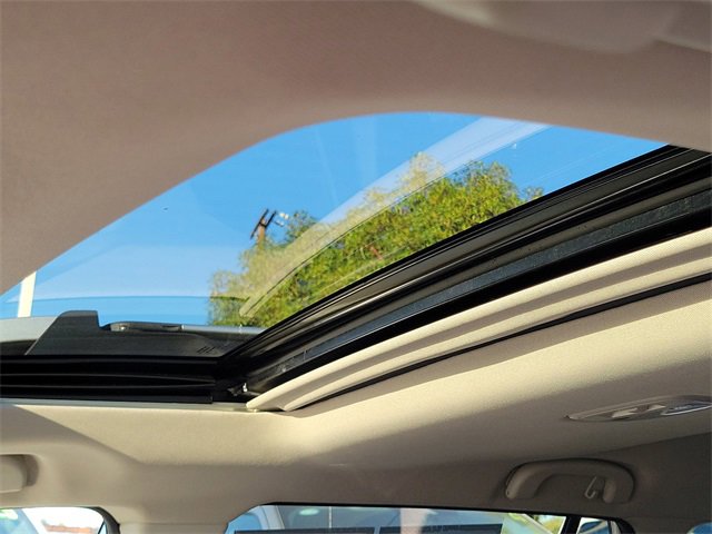 Used 2023 Subaru Outback Touring XT image 15