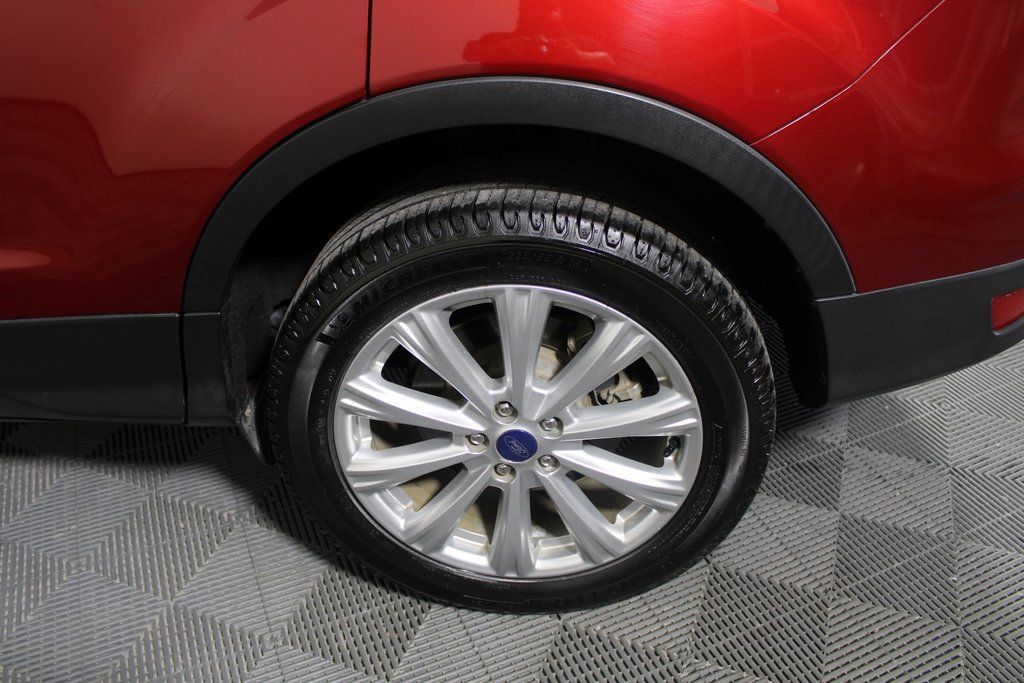 Certified 2019 Ford Escape SEL image 23