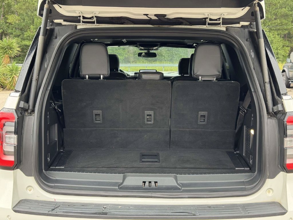 Certified 2023 Ford Expedition Platinum AWD/4WD image 17
