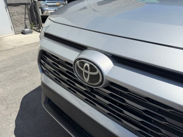 Used 2020 Toyota RAV4 Limited AWD/4WD image 24
