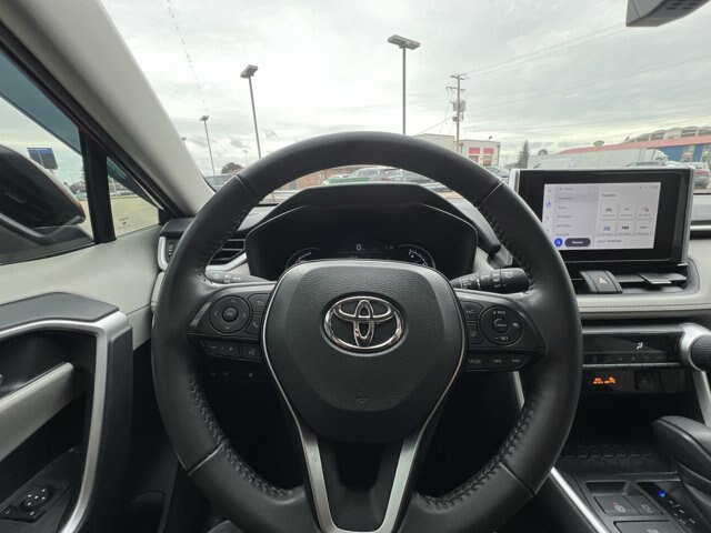 Used 2024 Toyota RAV4 XLE w/ Convenience Package AWD/4WD image 15
