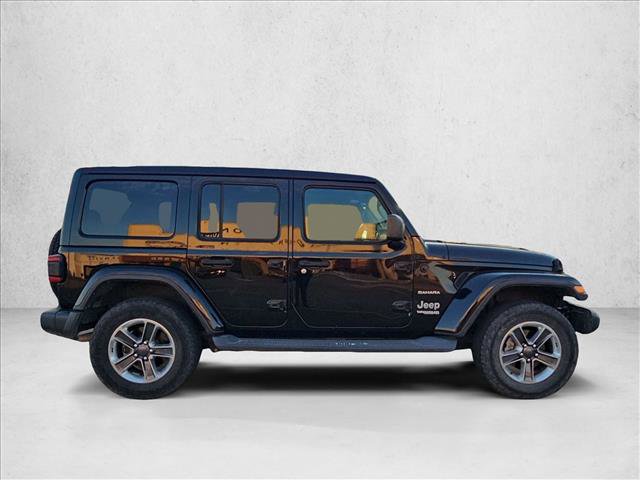 Used 2018 Jeep Wrangler Unlimited Sahara AWD/4WD image 4