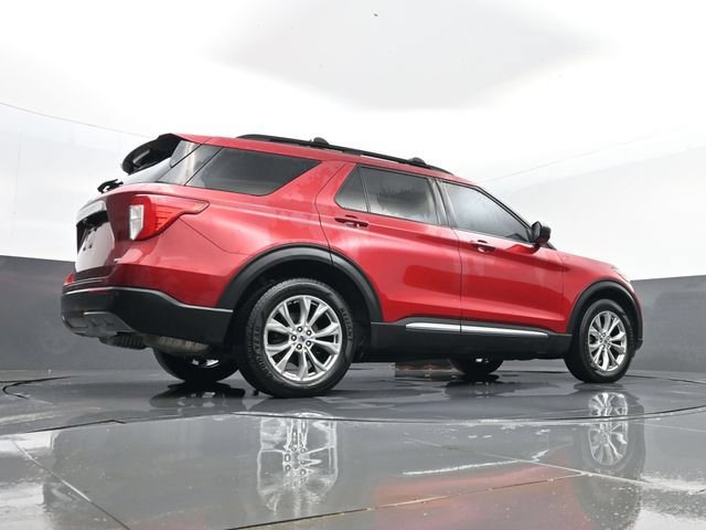 Certified 2020 Ford Explorer XLT w/ Equipment Group 202A AWD/4WD image 28