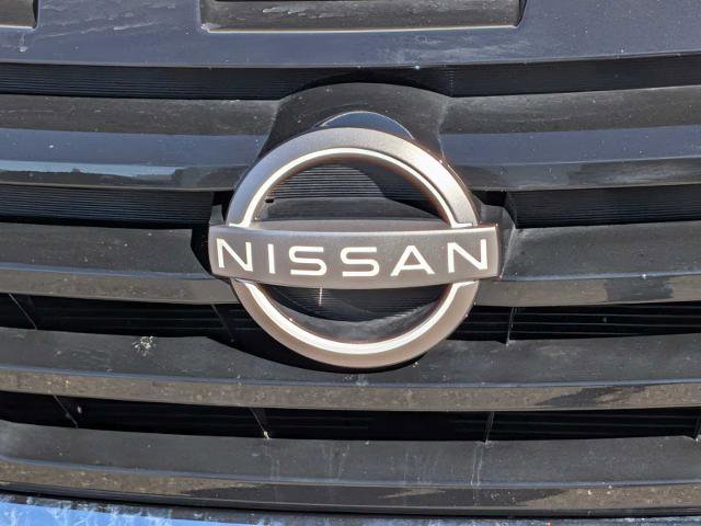 Used 2025 Nissan Pathfinder SV image 11