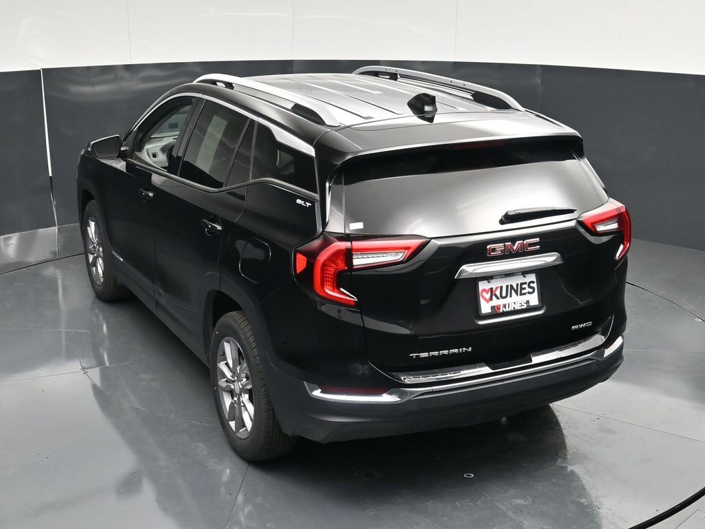 Used 2024 GMC Terrain SLT AWD/4WD image 55