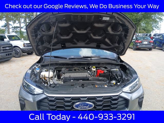 Certified 2024 Ford Escape ST-Line w/ Tech Pack #1 AWD/4WD image 15