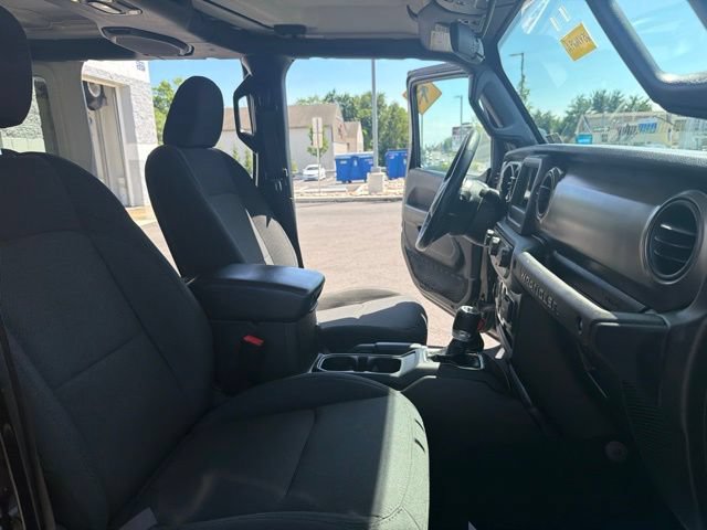 Used 2019 Jeep Wrangler Unlimited Sport S AWD/4WD image 16