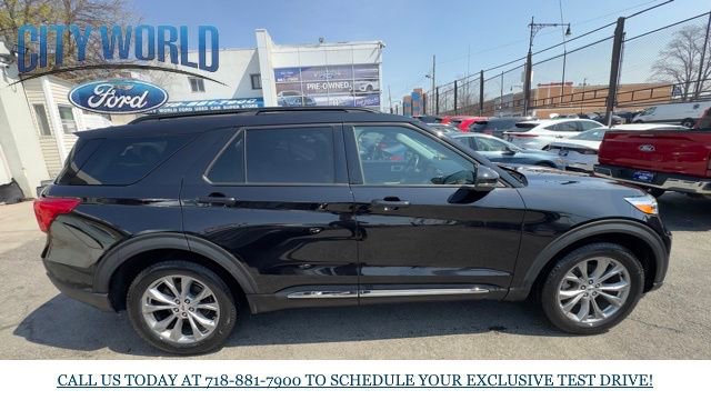 Certified 2023 Ford Explorer XLT w/ Equipment Group 202A image 4