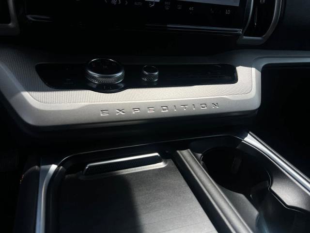Certified 2025 Ford Expedition Active RWD image 12