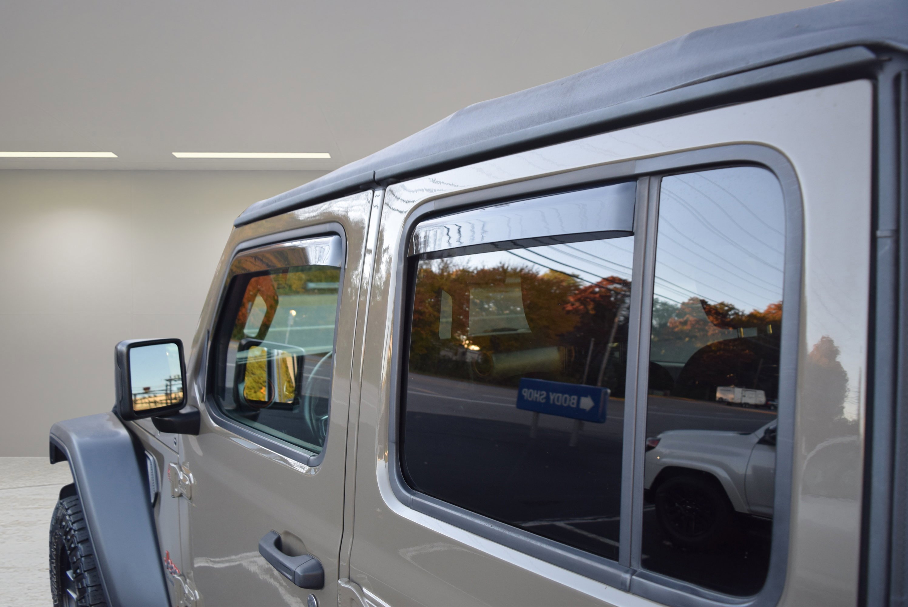 Used 2020 Jeep Gladiator Mojave image 7