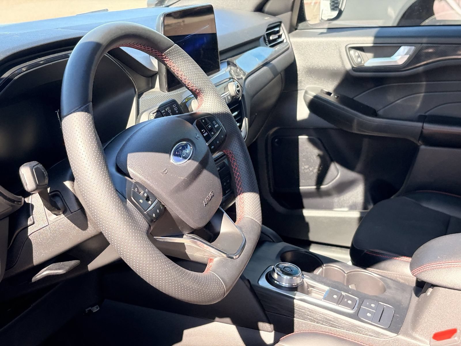 Certified 2023 Ford Escape ST-Line FWD image 17
