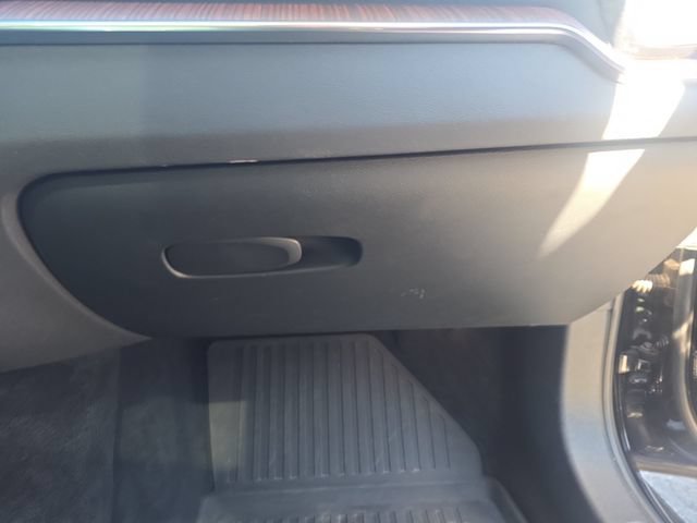 Used 2024 Volvo S60 B5 Plus AWD/4WD image 16