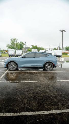 Certified 2024 Ford Mustang Mach-E Premium AWD/4WD image 20