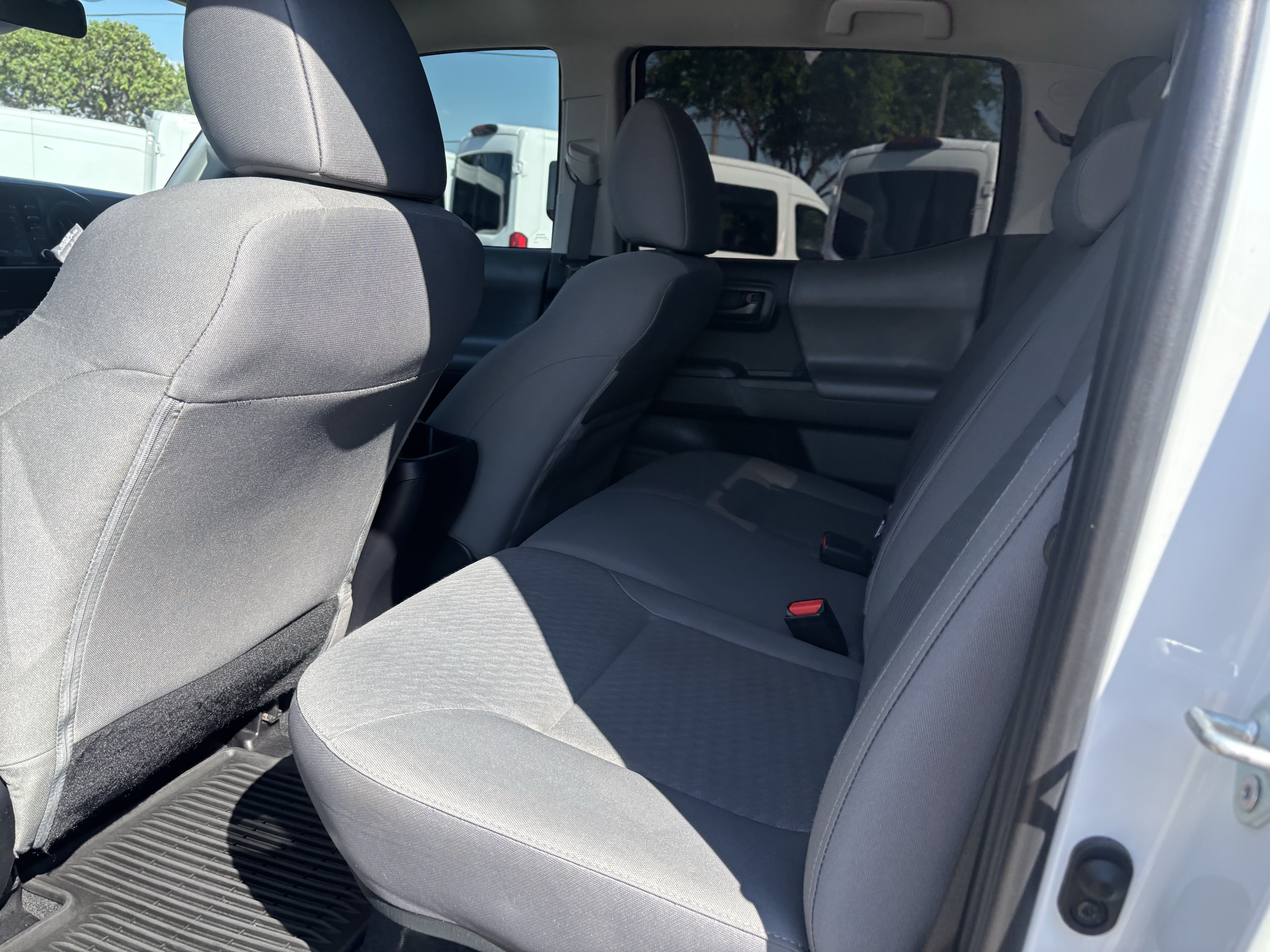 Used 2021 Toyota Tacoma SR w/ SR Convenience Package RWD image 16