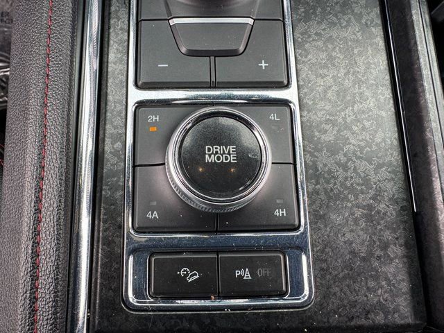 Certified 2022 Ford Expedition Limited image 33