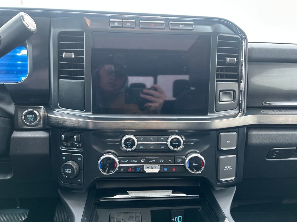 Certified 2024 Ford F450 Lariat w/ Camper Package image 26