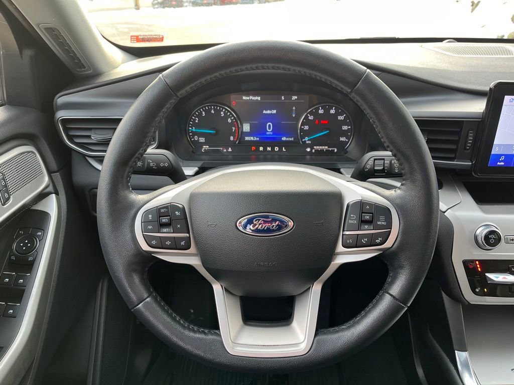 Certified 2022 Ford Explorer XLT w/ Equipment Group 202A image 18