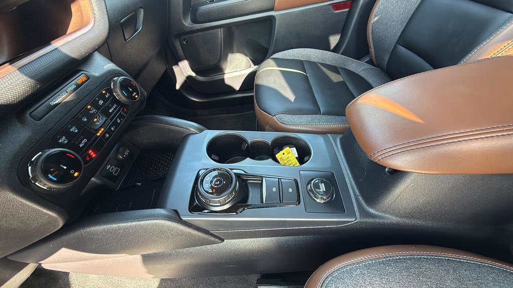 Certified 2024 Ford Bronco Sport Outer Banks w/ Tech Package AWD/4WD image 19