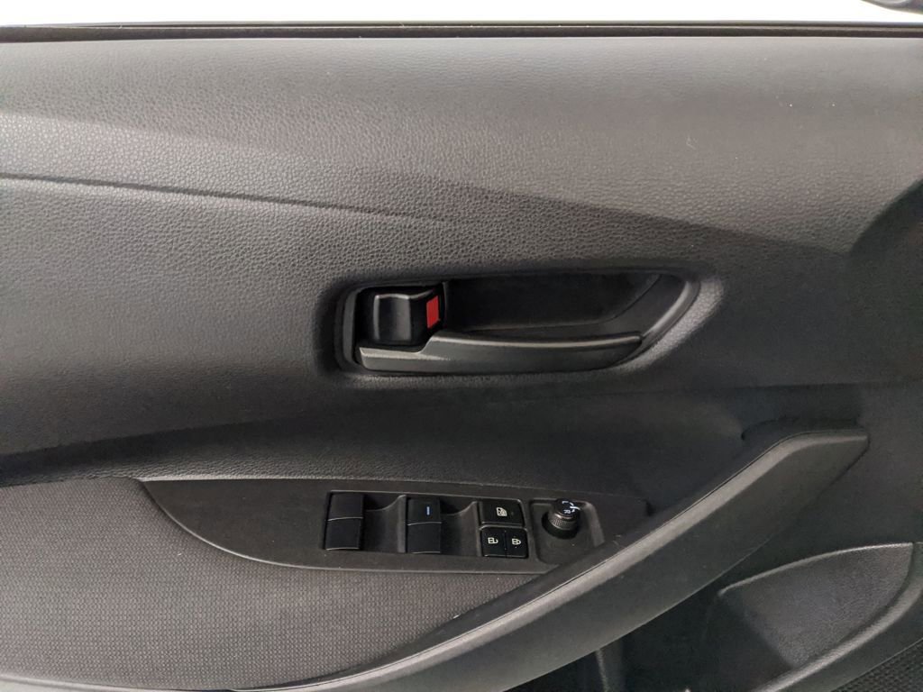 Used 2024 Toyota Corolla LE image 15
