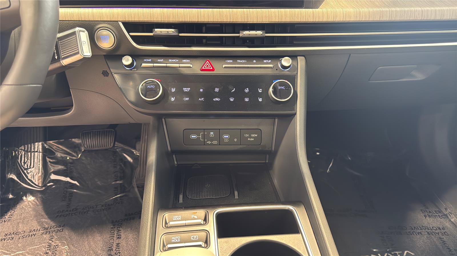 Used 2025 Hyundai Sonata Limited FWD image 26