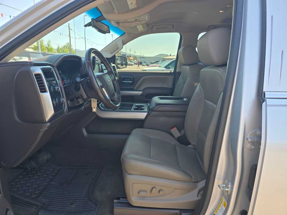 Used 2017 Chevrolet Silverado 1500 LTZ Z71 w/ LTZ Plus Package AWD/4WD image 9