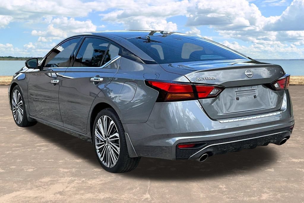 Used 2023 Nissan Altima 2.5 SL FWD image 5