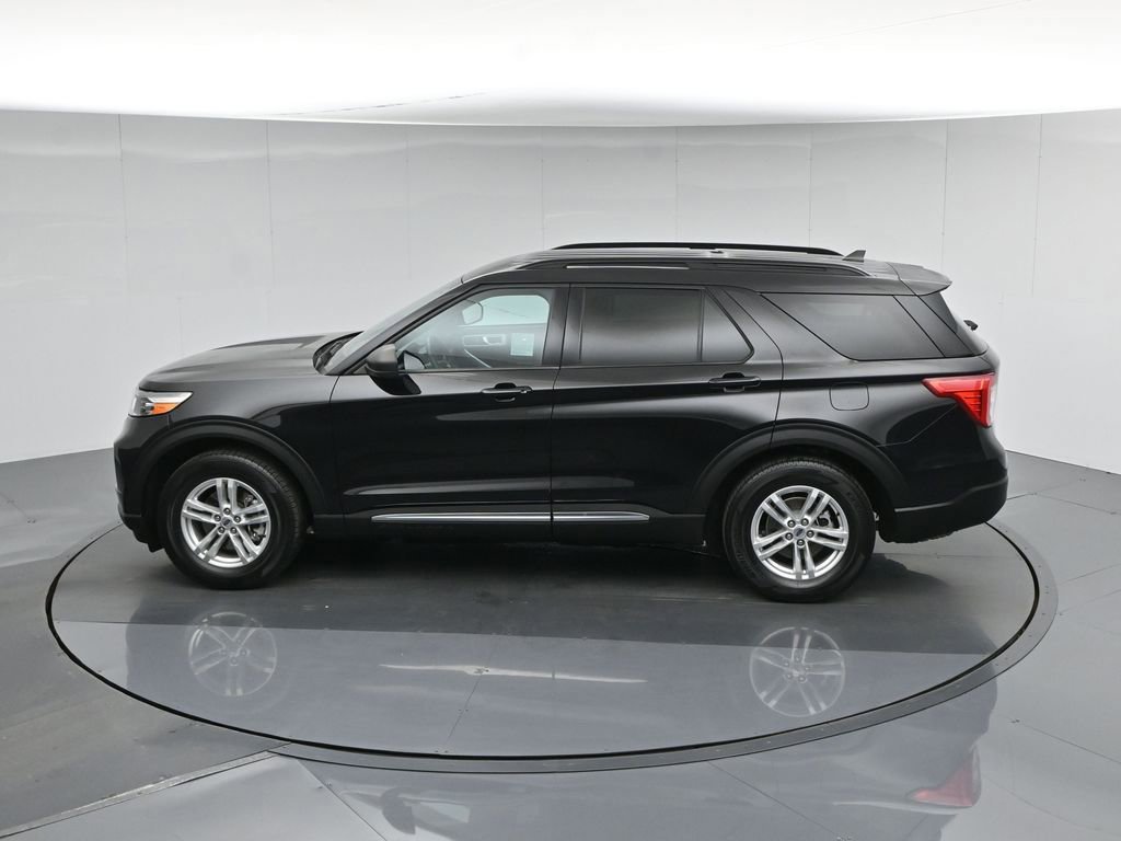 Certified 2022 Ford Explorer XLT image 29