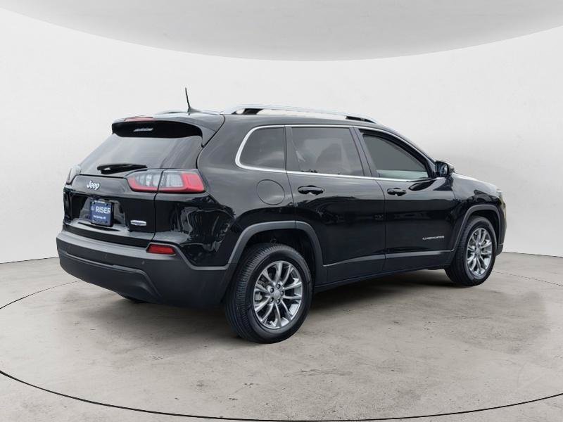 Used 2019 Jeep Cherokee Latitude Plus FWD image 3