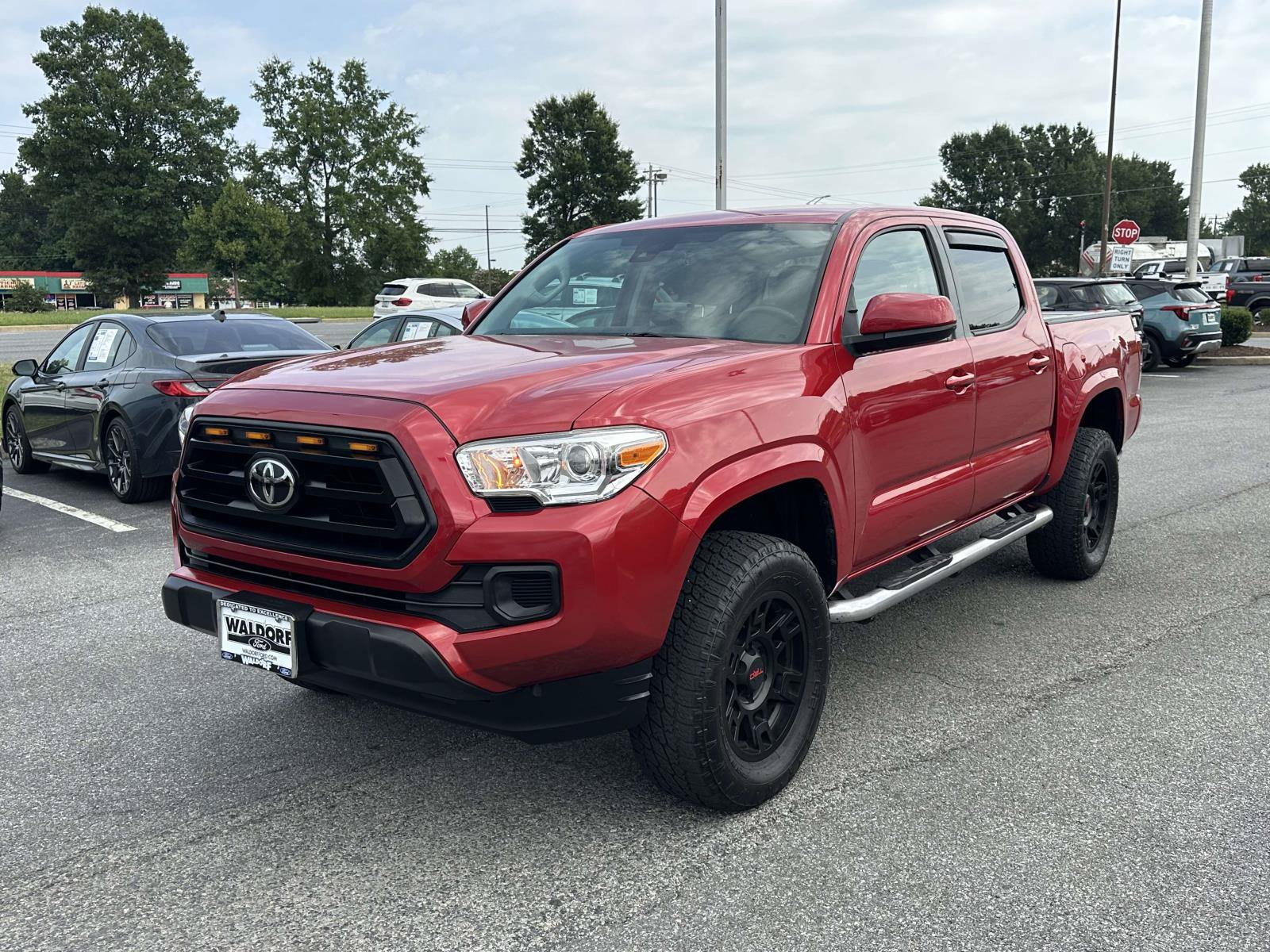 Used 2020 Toyota Tacoma SR w/ SR Convenience Package RWD image 3