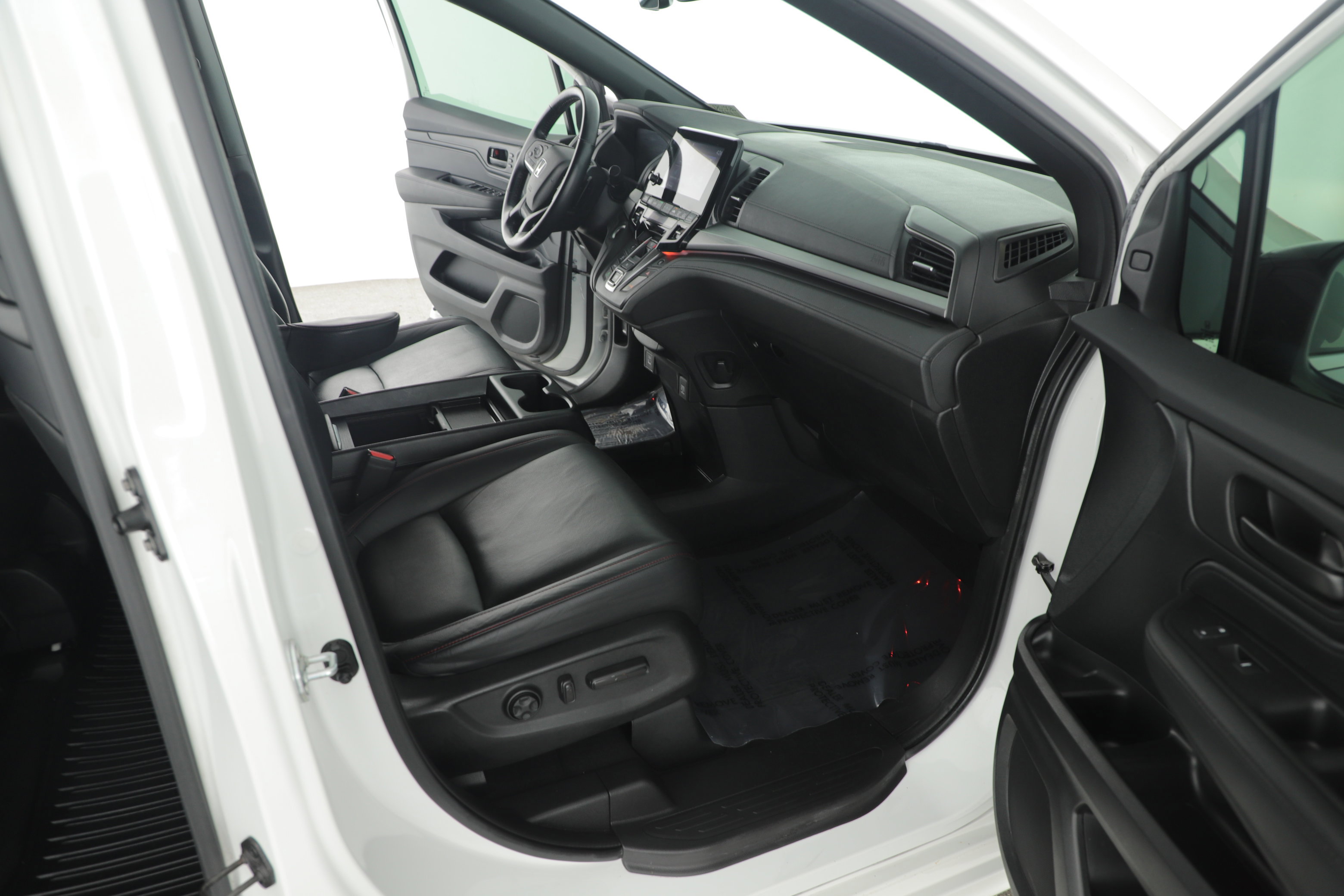 Used 2023 Honda Odyssey Sport image 21