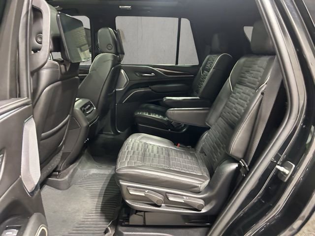 Used 2023 Cadillac Escalade Sport Platinum AWD/4WD image 22
