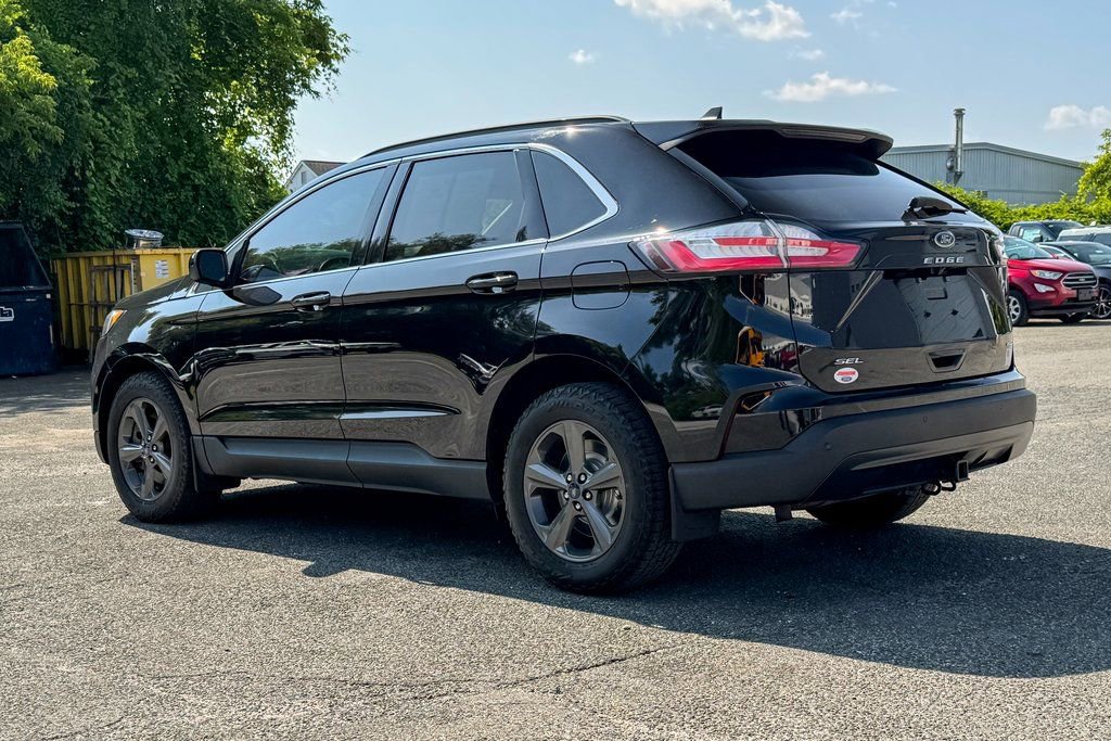 Certified 2022 Ford Edge SEL w/ Sport Appearance Package AWD/4WD image 5