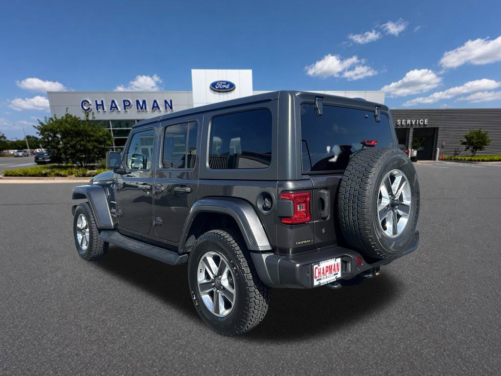 Used 2018 Jeep Wrangler Unlimited Sahara AWD/4WD image 3