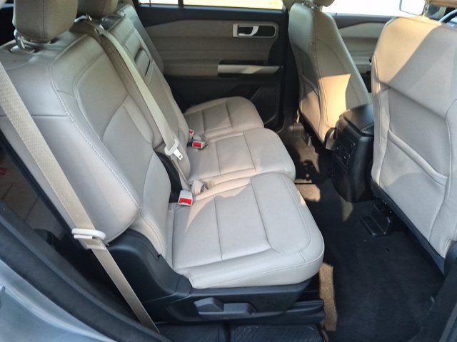 Certified 2023 Ford Explorer XLT w/ Equipment Group 202A RWD image 32