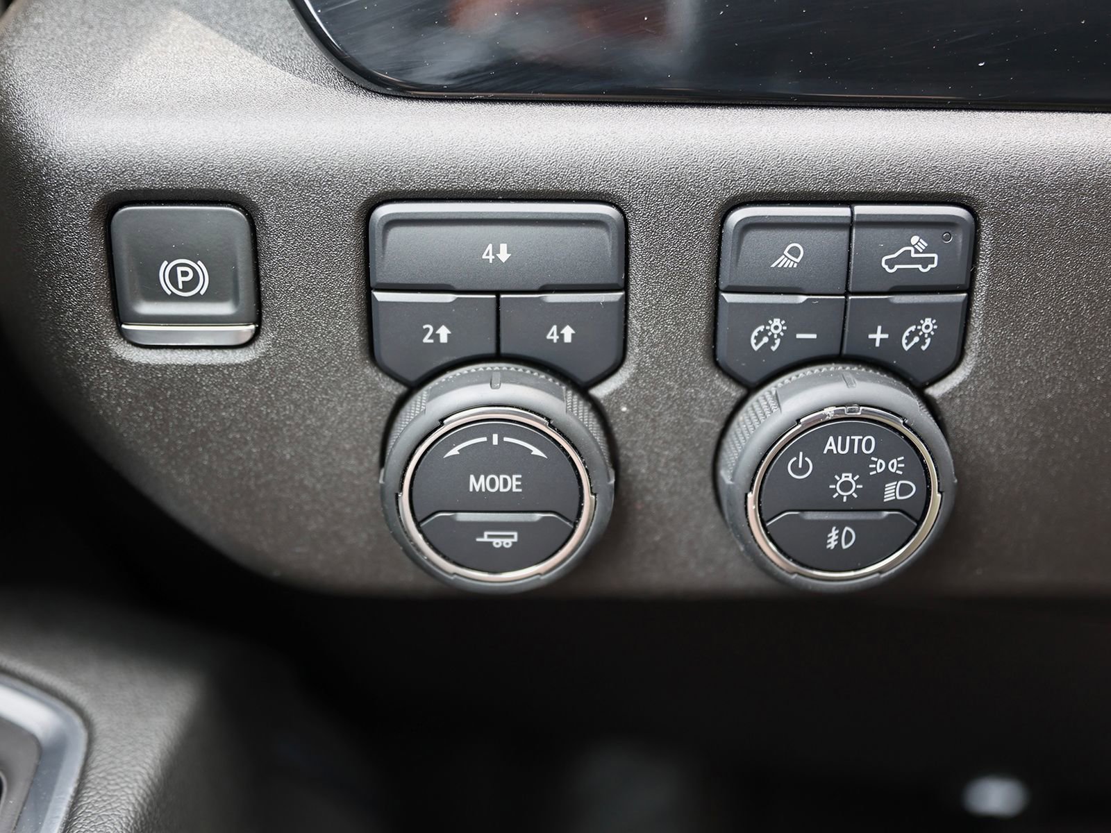 Used 2025 Chevrolet Silverado 2500 LT w/ All Star Edition AWD/4WD image 39