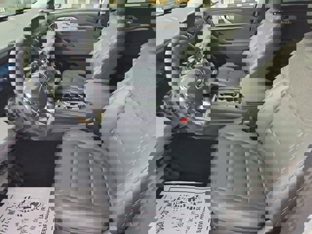 Certified 2025 Ford Explorer Active w/ Active Comfort Package image 12