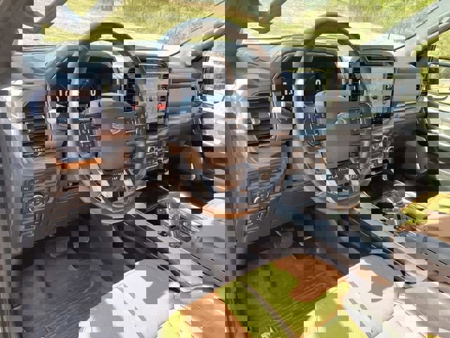 Certified 2021 Ford F150 Platinum w/ Equipment Group 701A High image 24