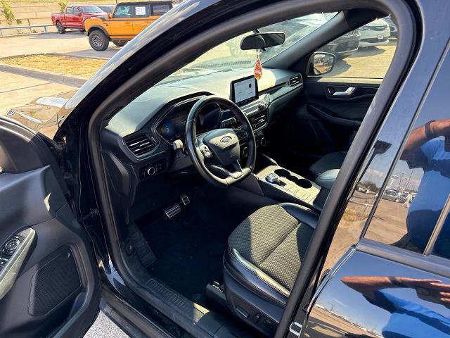 Certified 2023 Ford Escape ST-Line AWD/4WD image 22