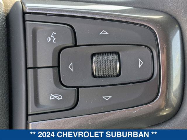 Used 2024 Chevrolet Suburban RST w/ Luxury Package AWD/4WD image 15