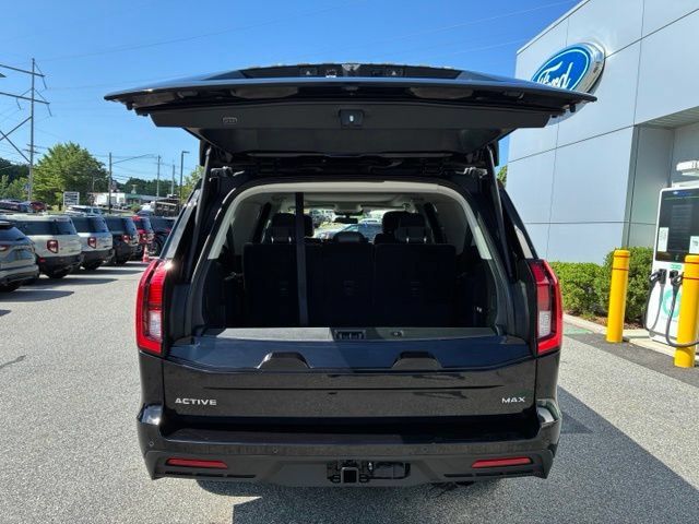 Certified 2025 Ford Expedition Max Active AWD/4WD image 9