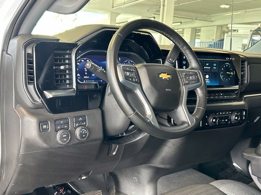 Used 2025 Chevrolet Silverado 2500 LT w/ Convenience Package AWD/4WD image 37