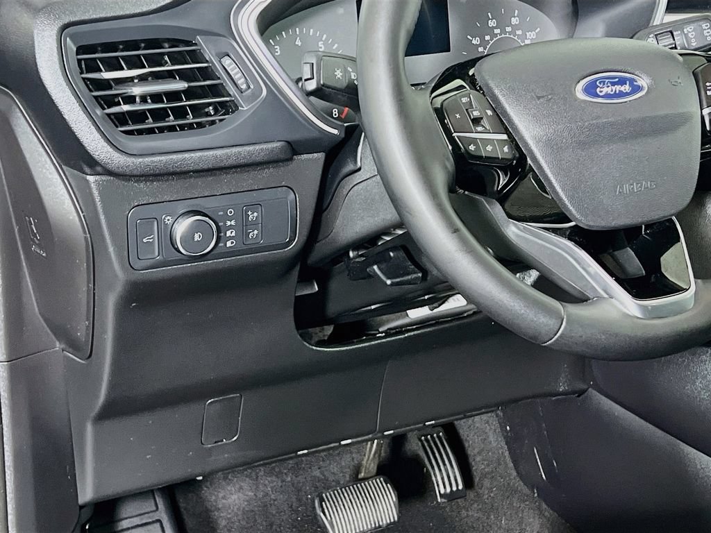 Certified 2022 Ford Escape SEL AWD/4WD image 12