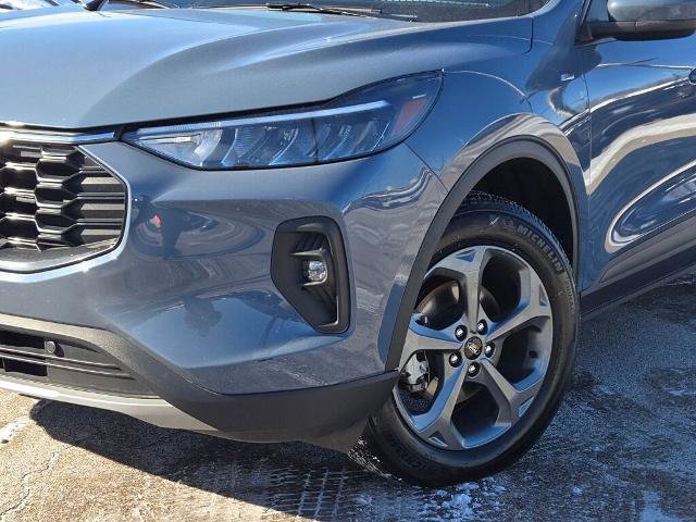 Certified 2025 Ford Escape ST-Line Select image 7